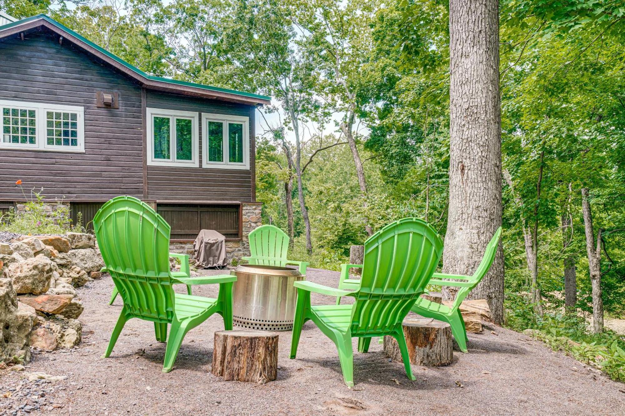Cozy Steelville Retreat River And Trail Access! Exterior photo